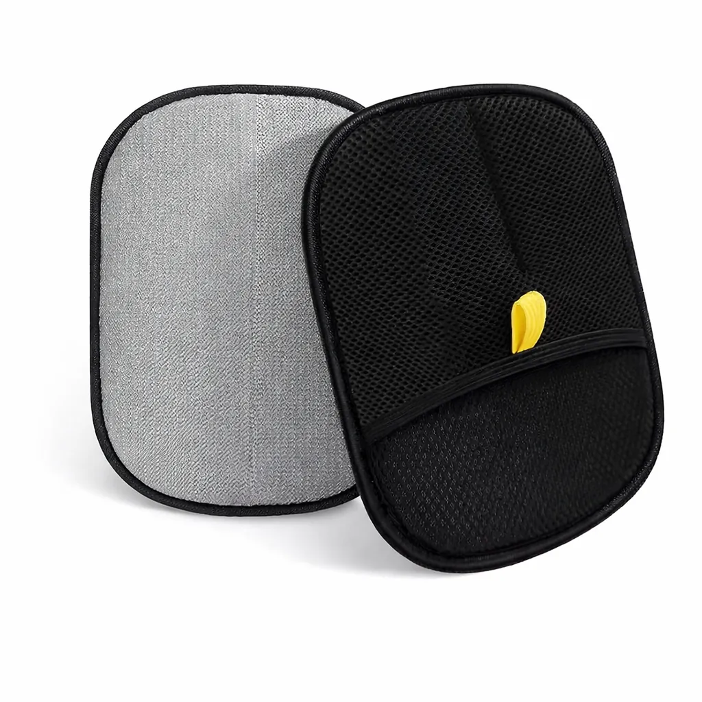 Soothing Deshedding Grooming Glove
